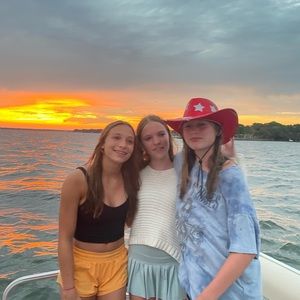 Meet your Posher, Audrey